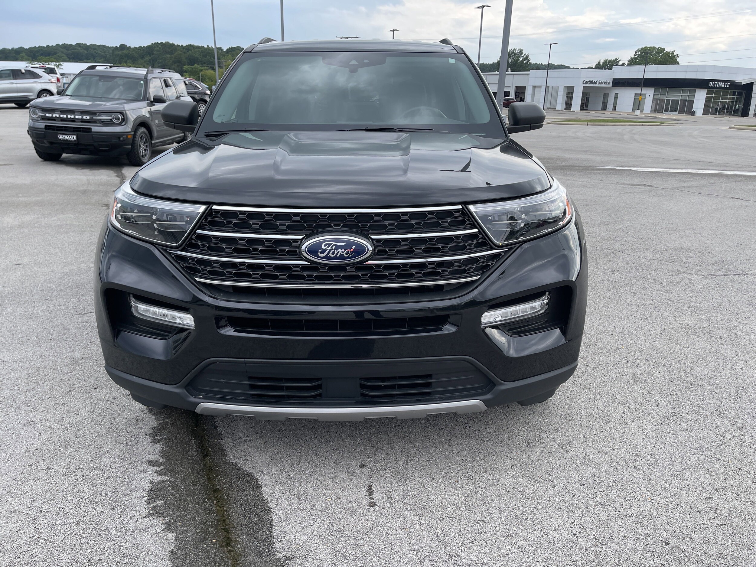 Used 2023 Ford Explorer XLT with VIN 1FMSK8DH9PGA44349 for sale in Mountain Home, AR
