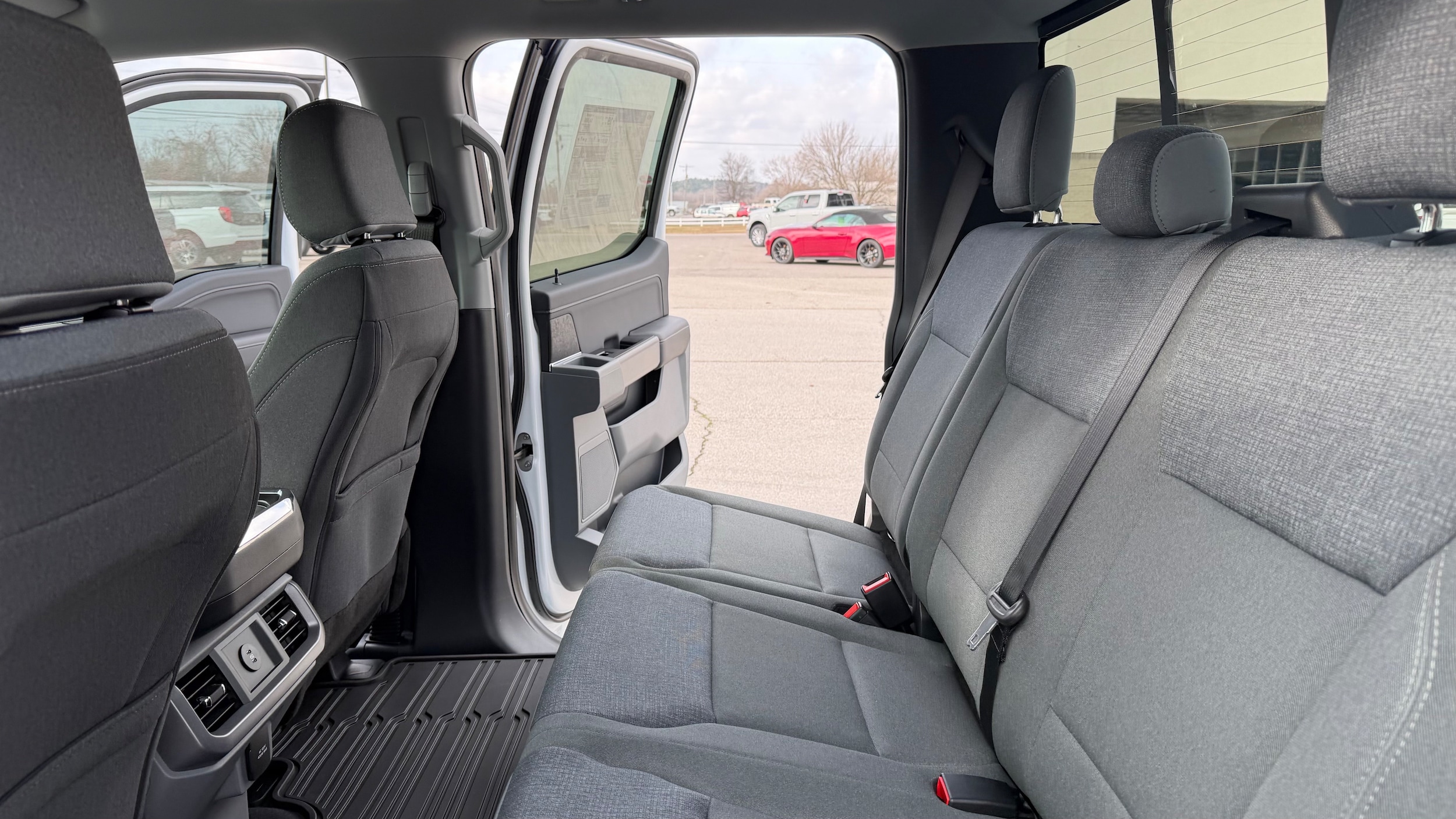 2026 Ford F-150 XLT - Photo 37