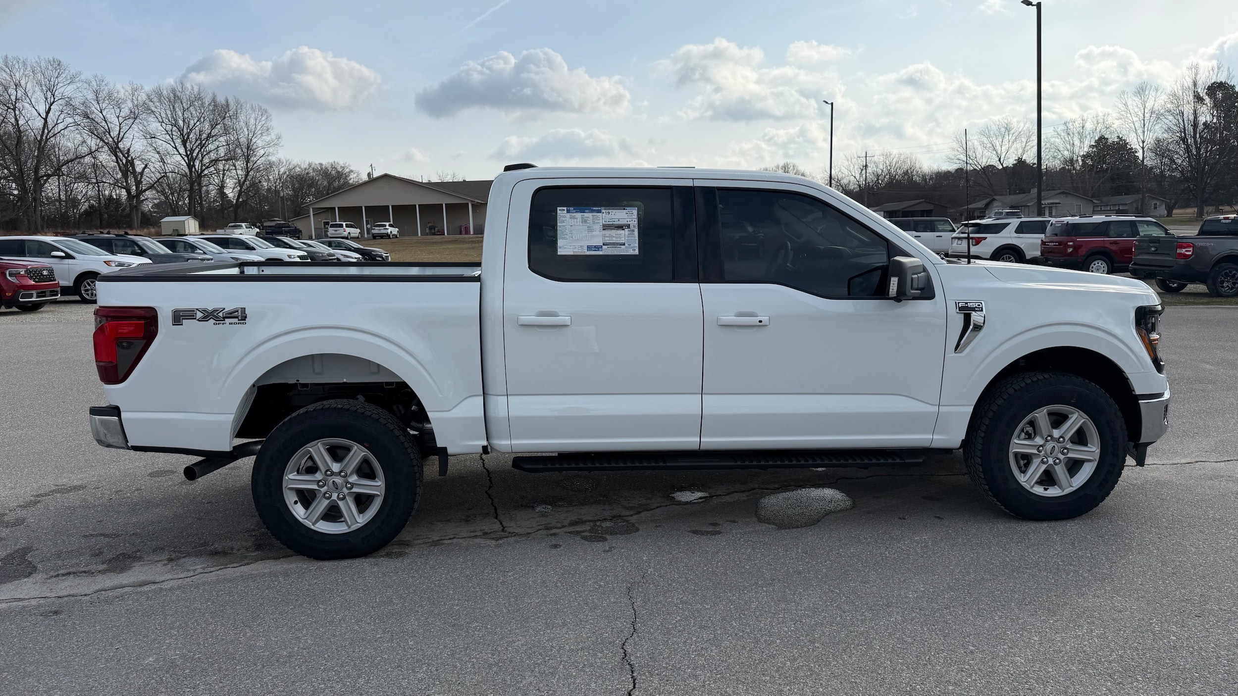2026 Ford F-150 XLT - Photo 13