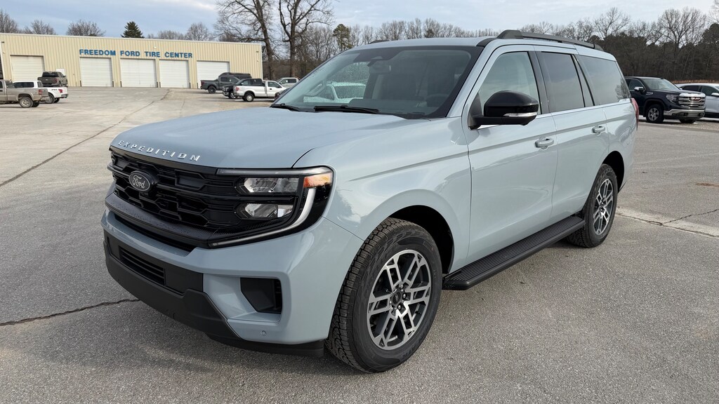 New 2026 Ford Expedition Active Active 4x4