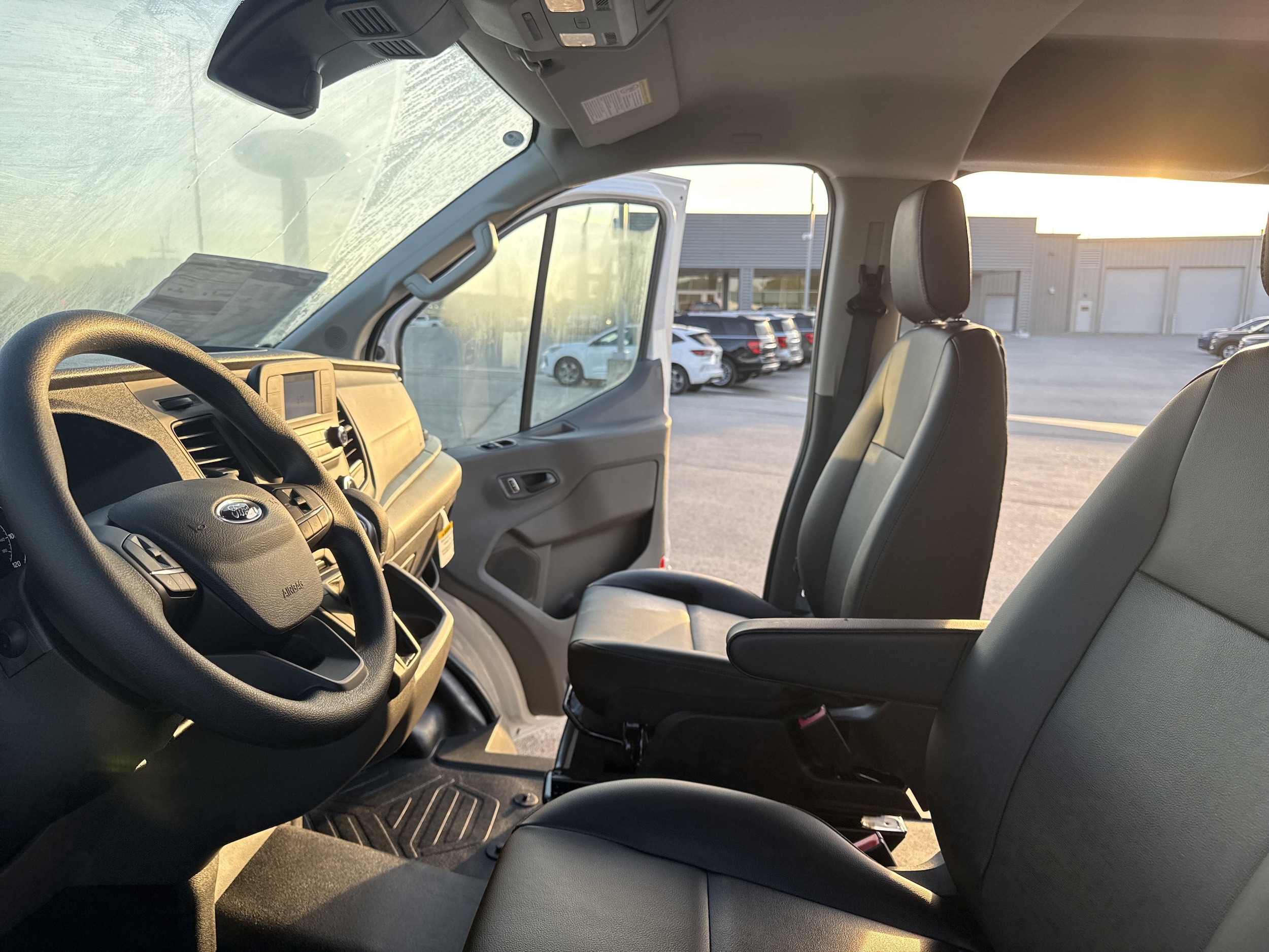 2025 Ford Transit Van Base - Photo 15