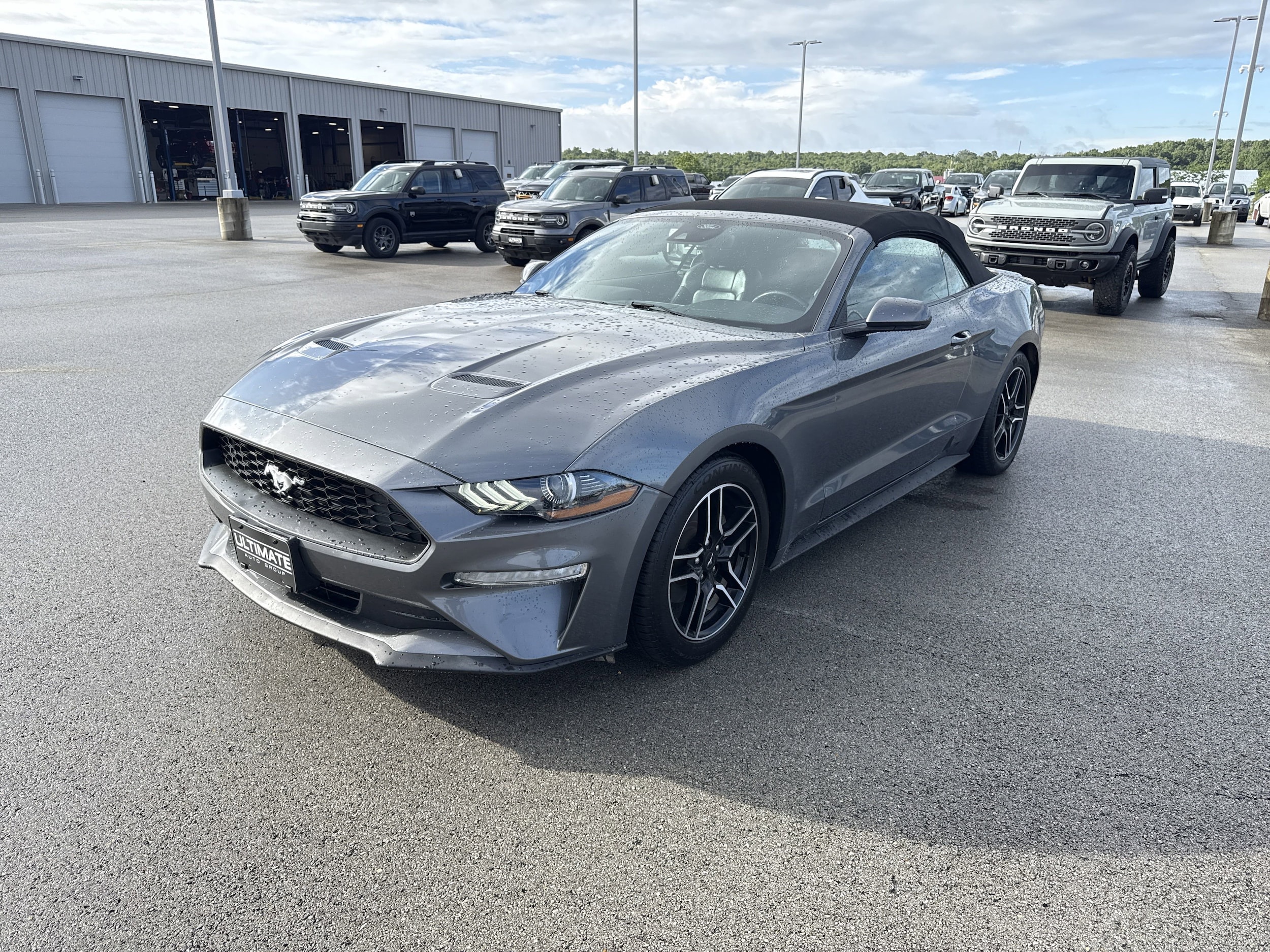 Used 2022 Ford Mustang EcoBoost Premium with VIN 1FATP8UH9N5106888 for sale in Mountain Home, AR