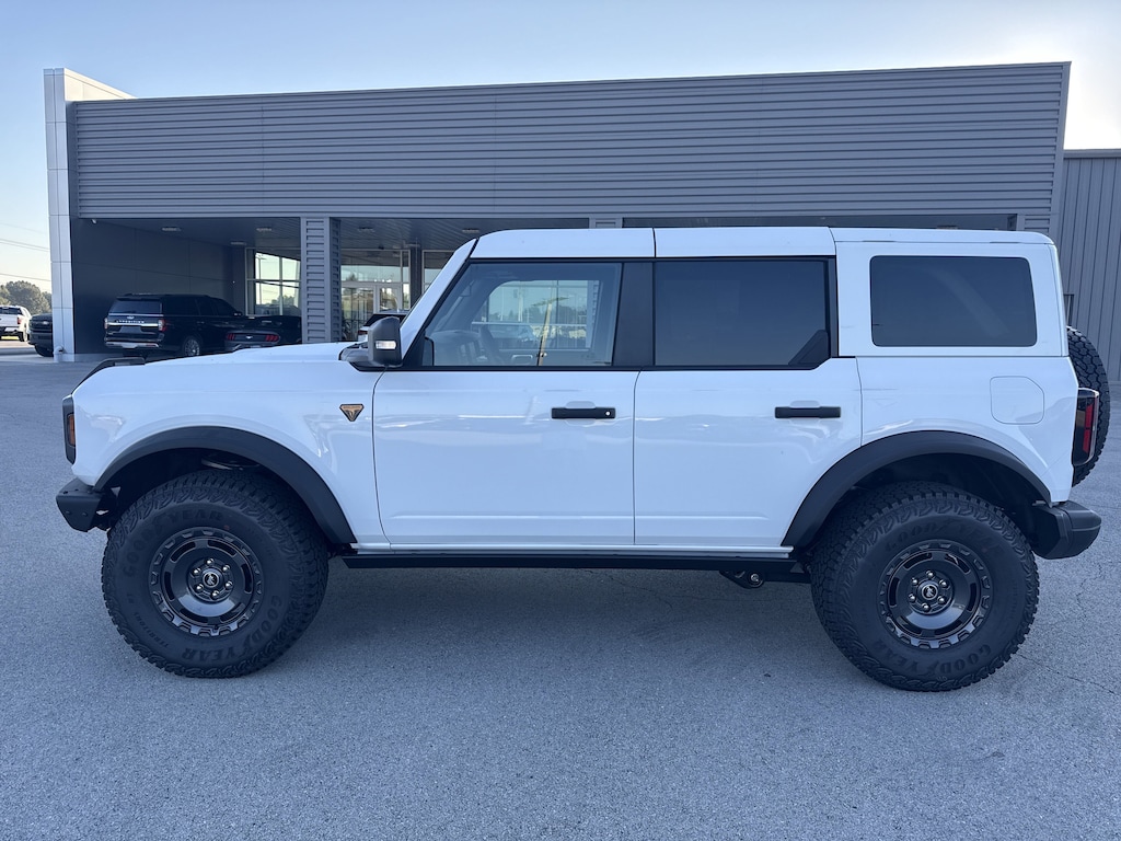New 2025 Ford Bronco Badlands Badlands Advanced 4x4