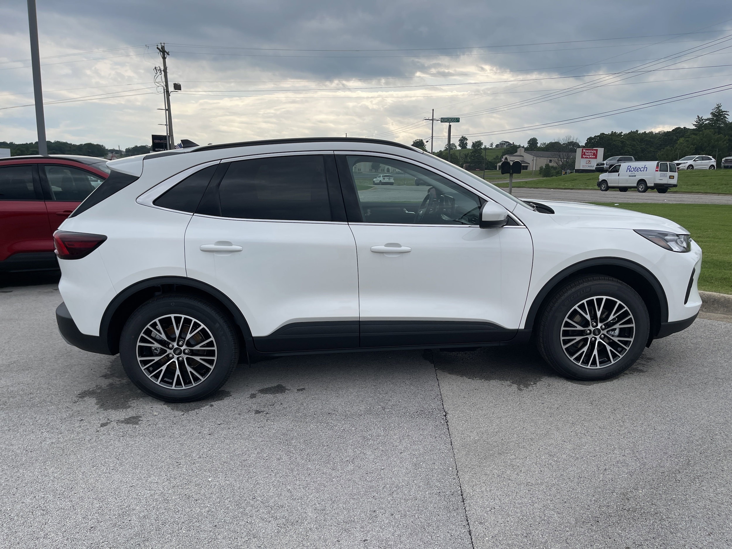 2025 Ford Escape Plug-in hybrid PHEV - Photo 7