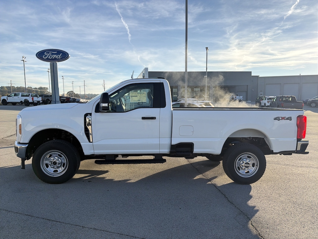 New 2026 Ford Super Duty F-350 SRW XL XL 4WD Reg Cab 8 Box