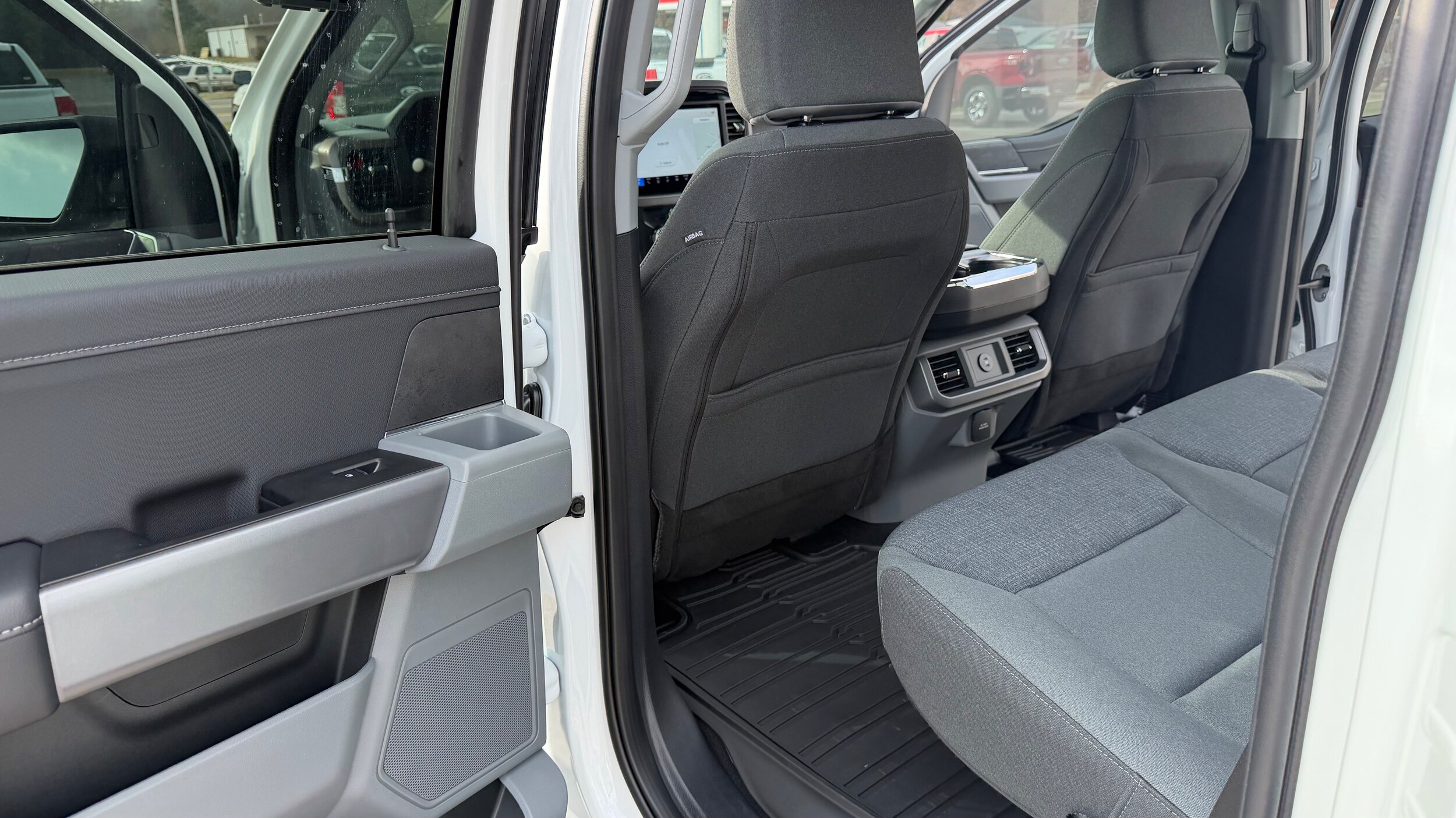 2026 Ford F-150 XLT - Photo 35