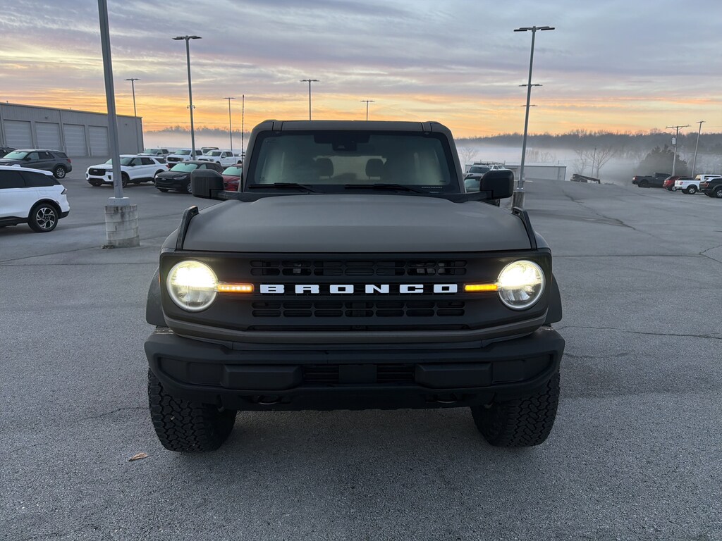 New 2025 Ford Bronco Base 4x4
