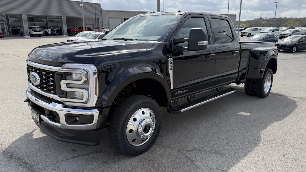 New 2026 Ford Super Duty F-450 DRW XLT XLT 4WD Crew Cab 8 Box