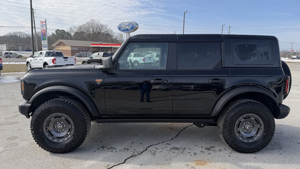 New 2025 Ford Bronco Badlands Badlands Advanced 4x4