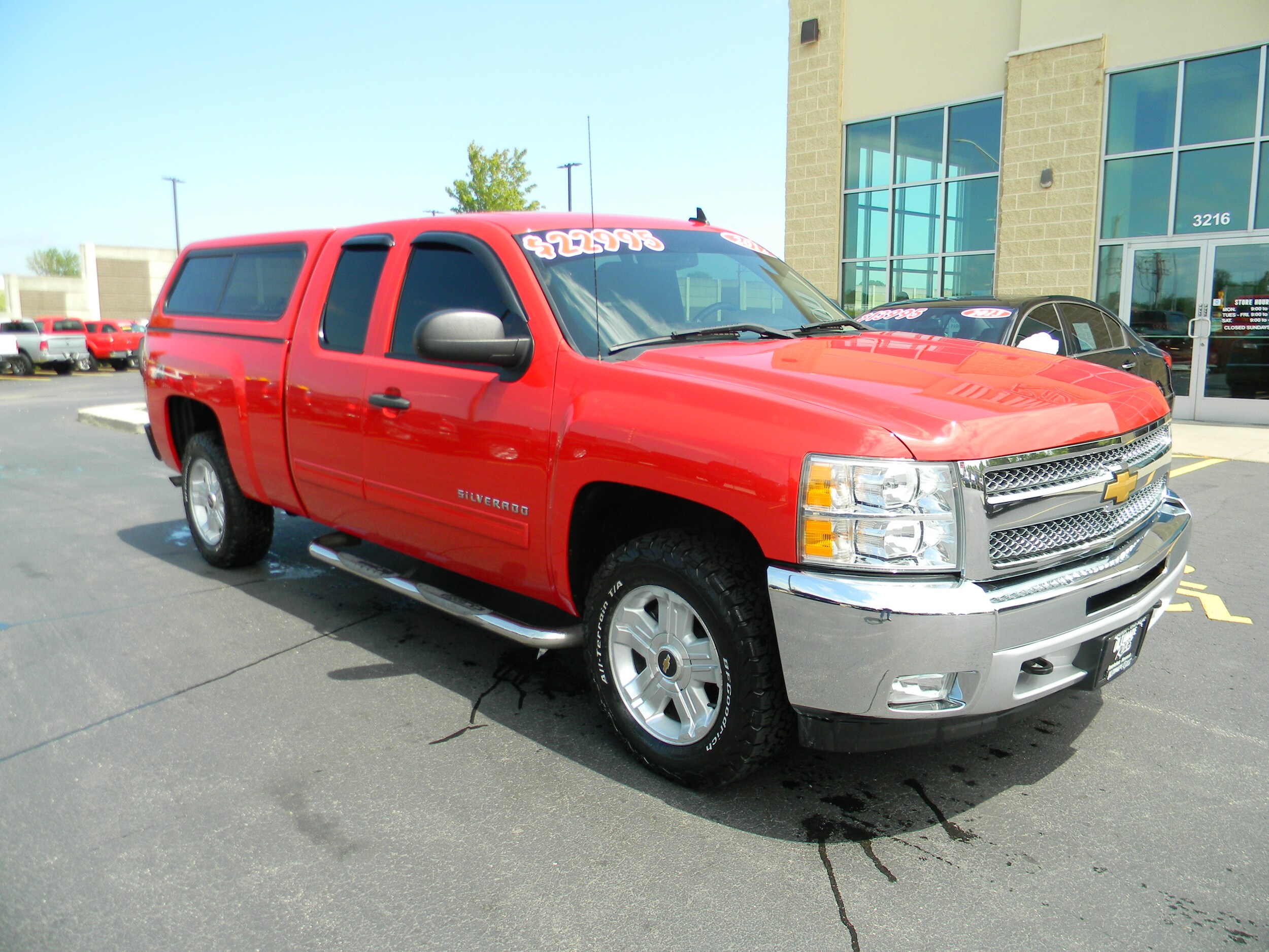 2012 Chevrolet Silverado 1500 LT photo 2