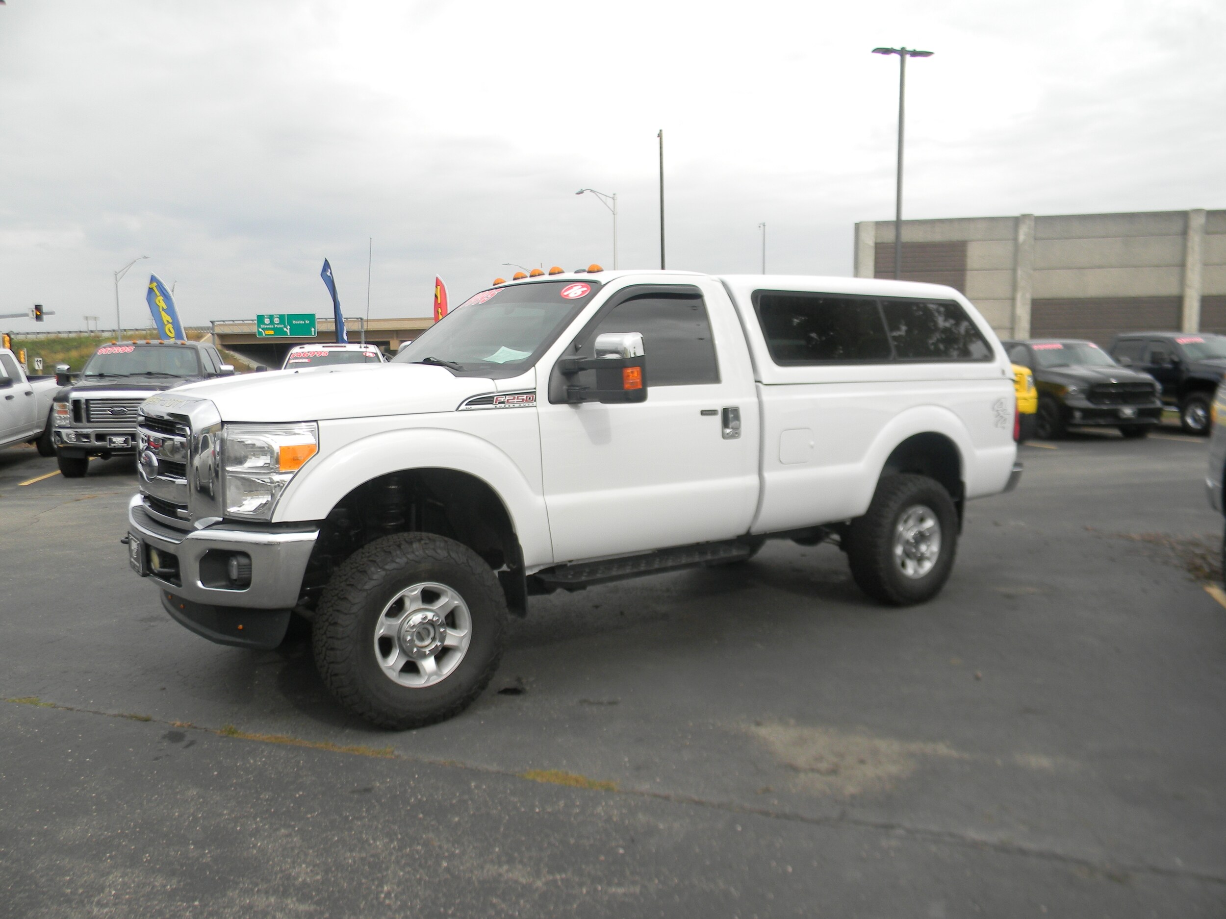 2016 Ford F-250 XLT photo 4