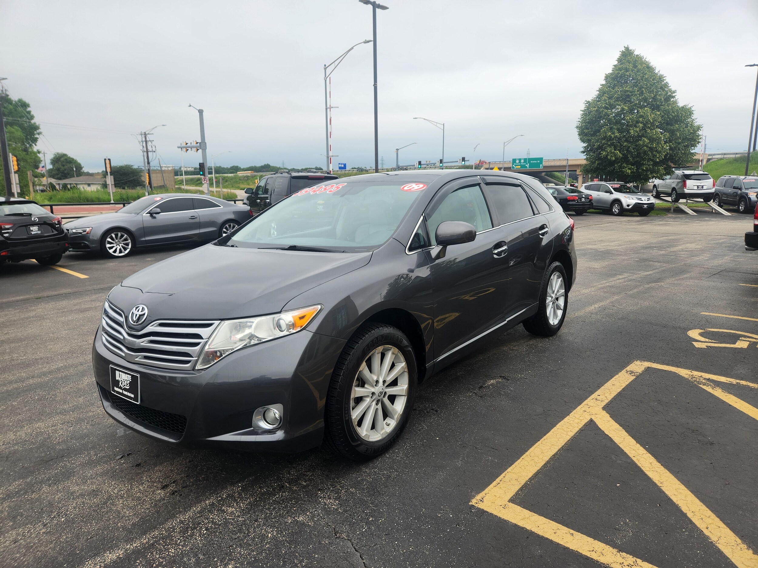 2009 Toyota Venza Base photo 3