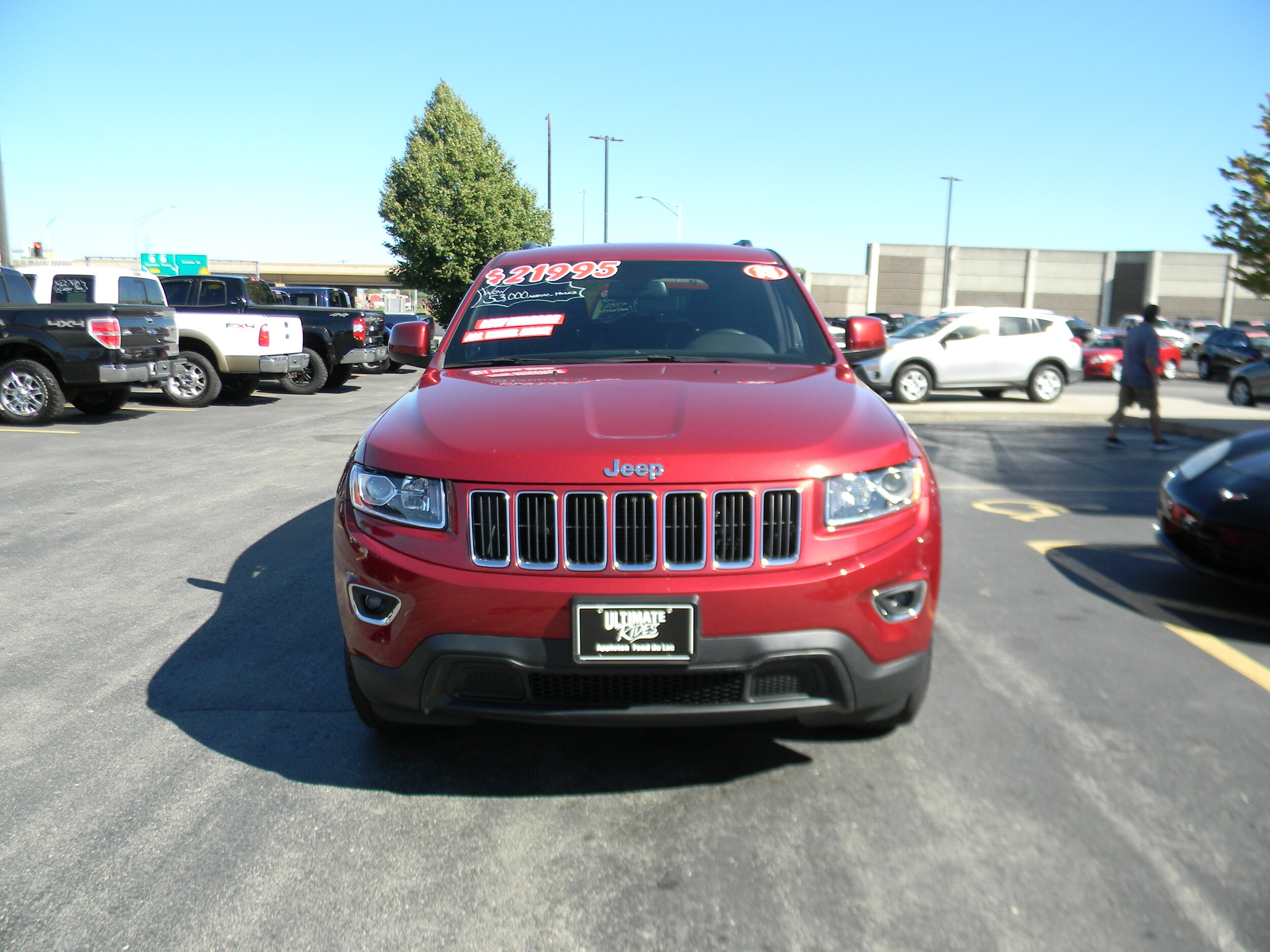 2015 Jeep Grand Cherokee Laredo photo 3