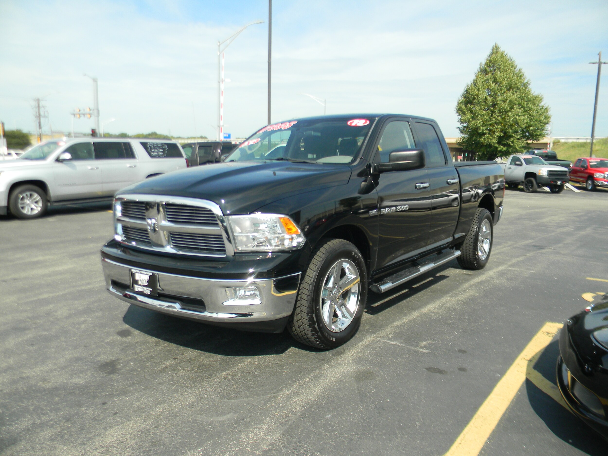 2012 Ram 1500 SLT Big Horn photo 4