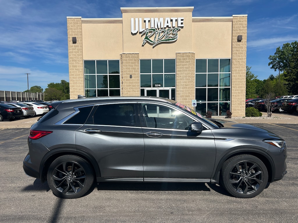 Used 2019 INFINITI QX50 ESSENTIAL SUV
