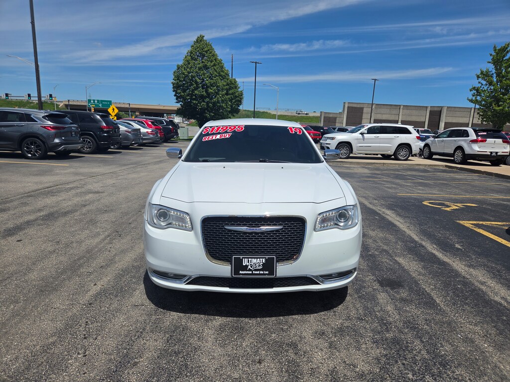 Used 2019 Chrysler 300 Limited Sedan