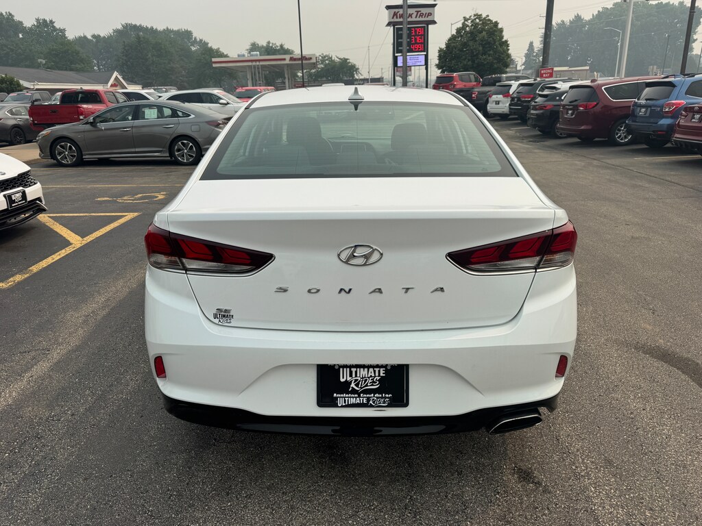 Used 2018 Hyundai Sonata SE Sedan
