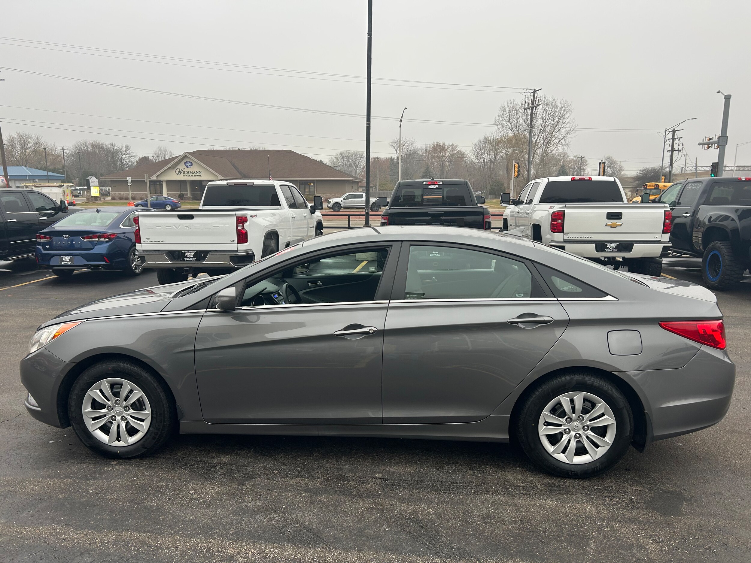 2011 Hyundai Sonata GLS photo 3