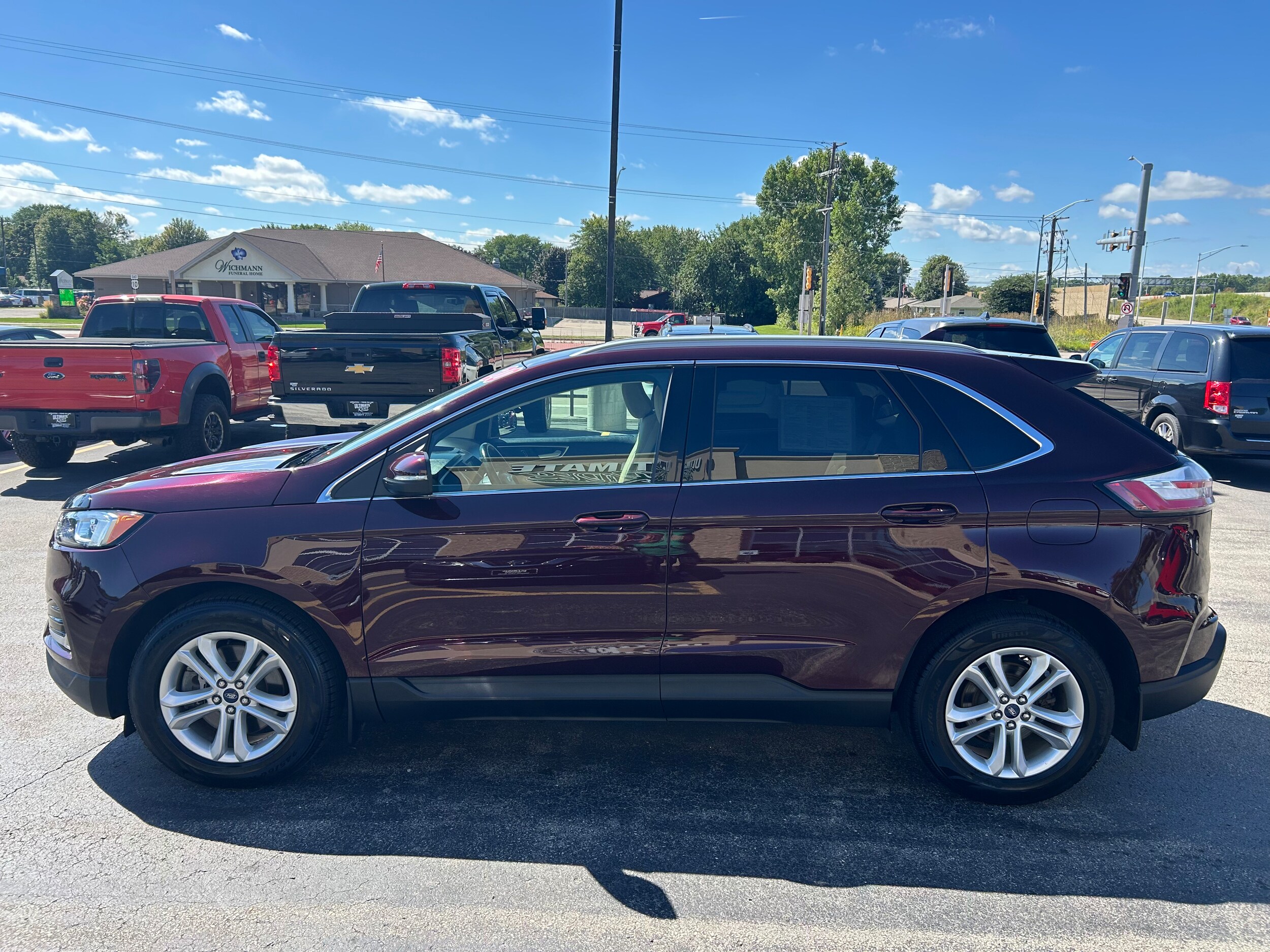 2020 Ford Edge SEL photo 3