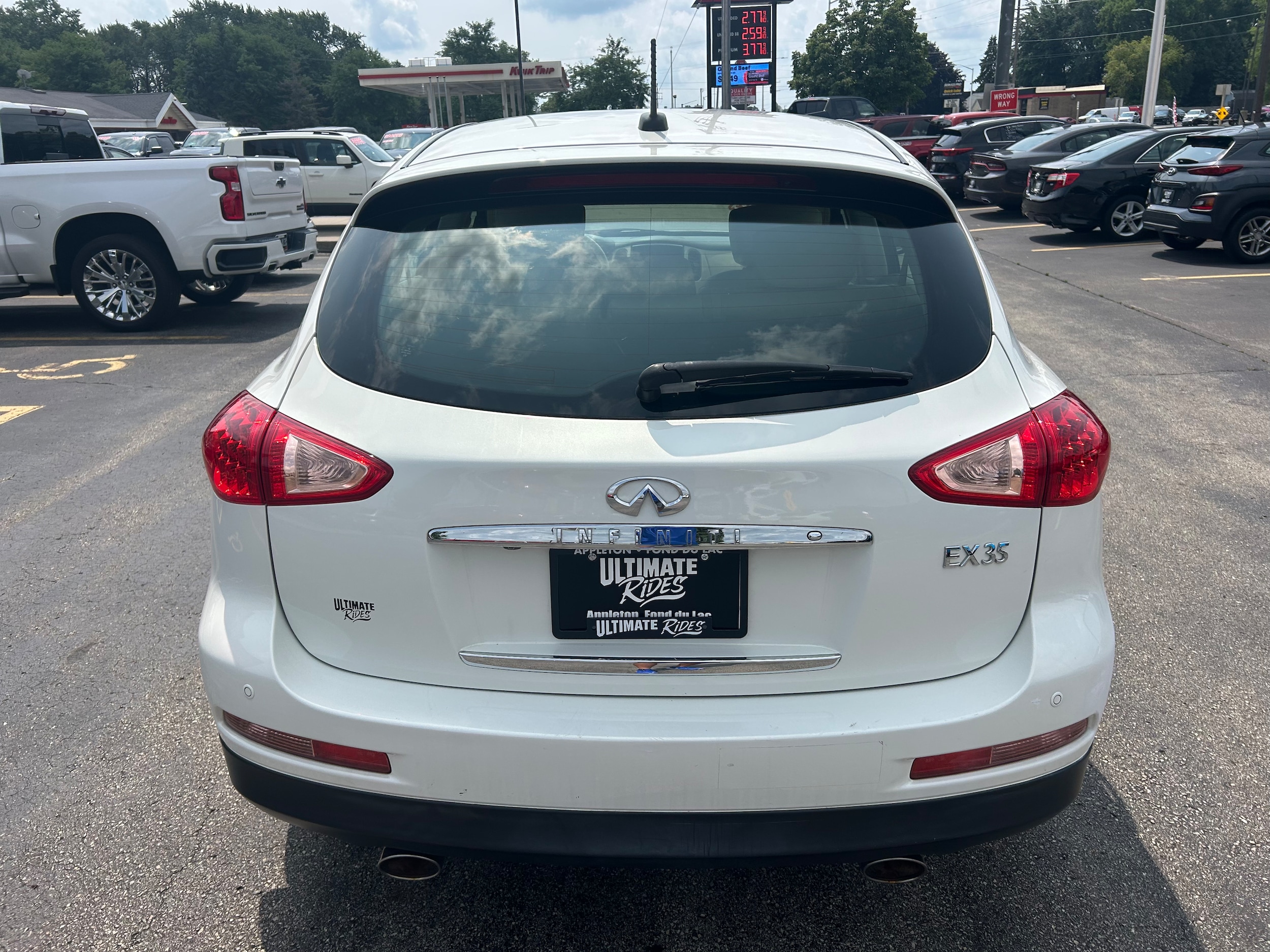 2010 Infiniti EX35 Base photo 4