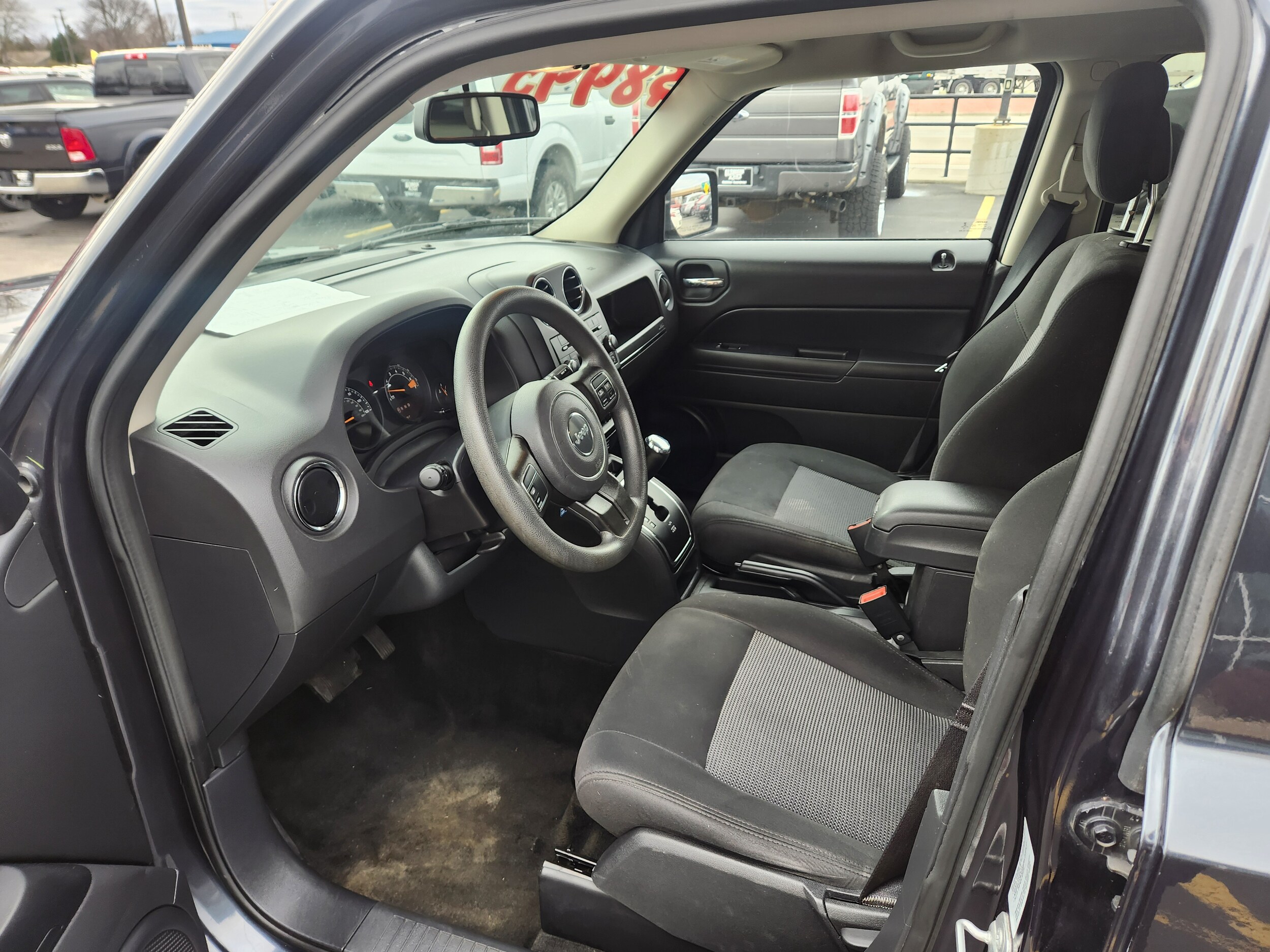 2016 Jeep Patriot Sport photo 4