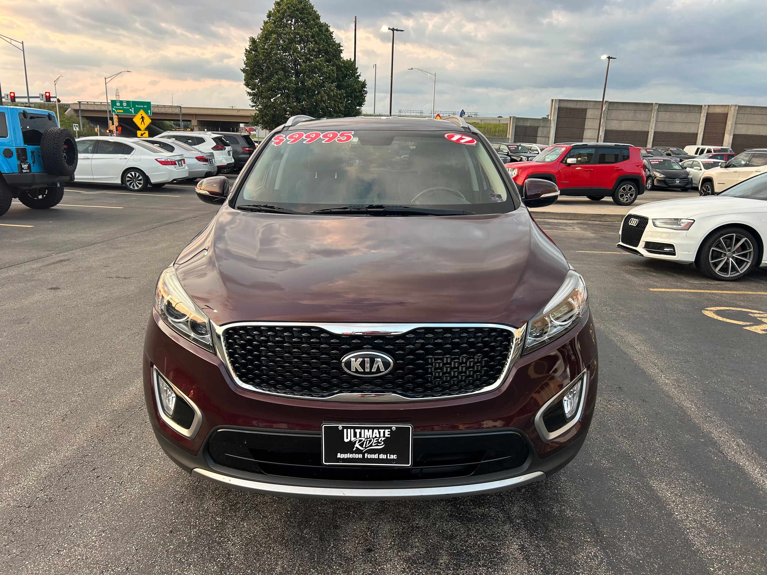 2017 Kia Sorento EX photo 2