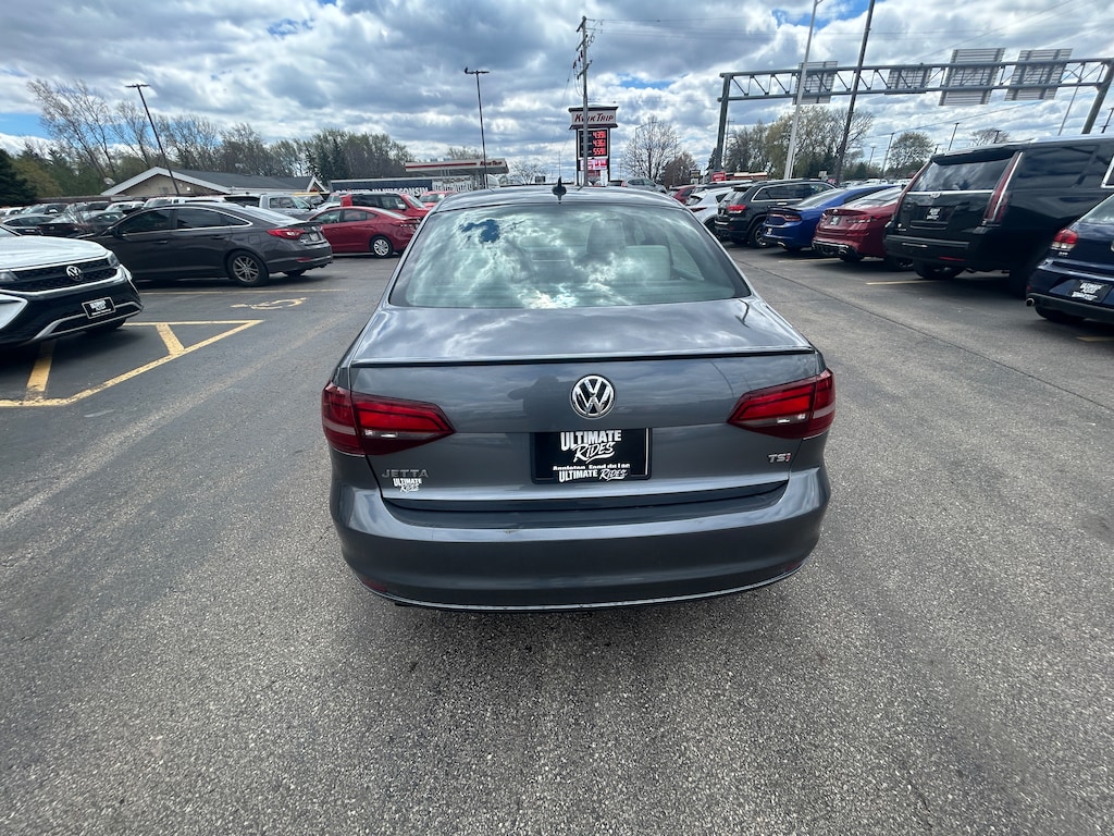 Used 2016 Volkswagen Jetta 1.8T Sport Automatic Sedan