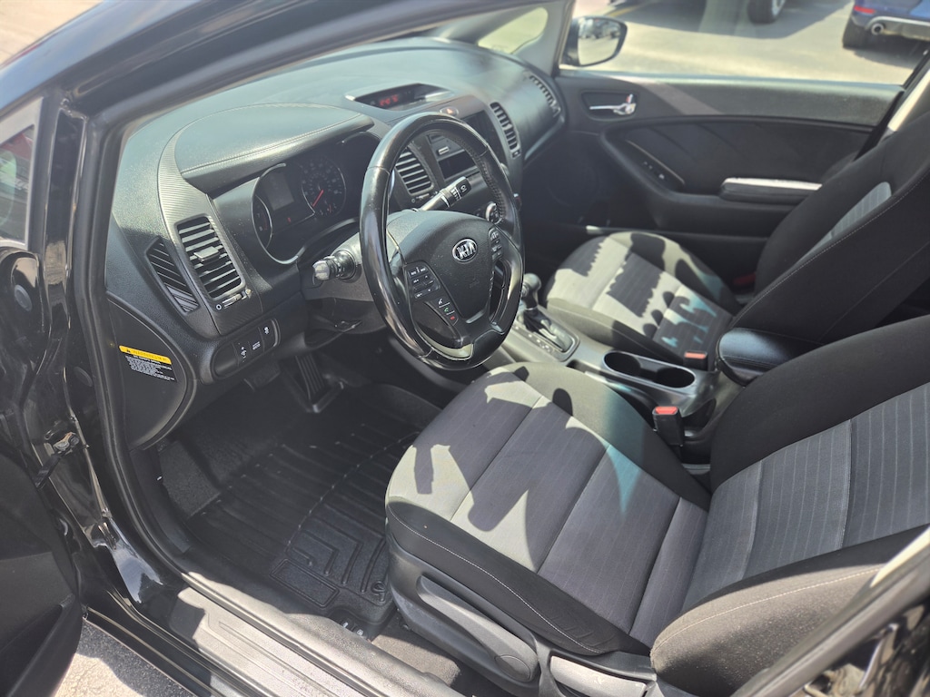 Used 2016 Kia Forte EX FWD Sedan