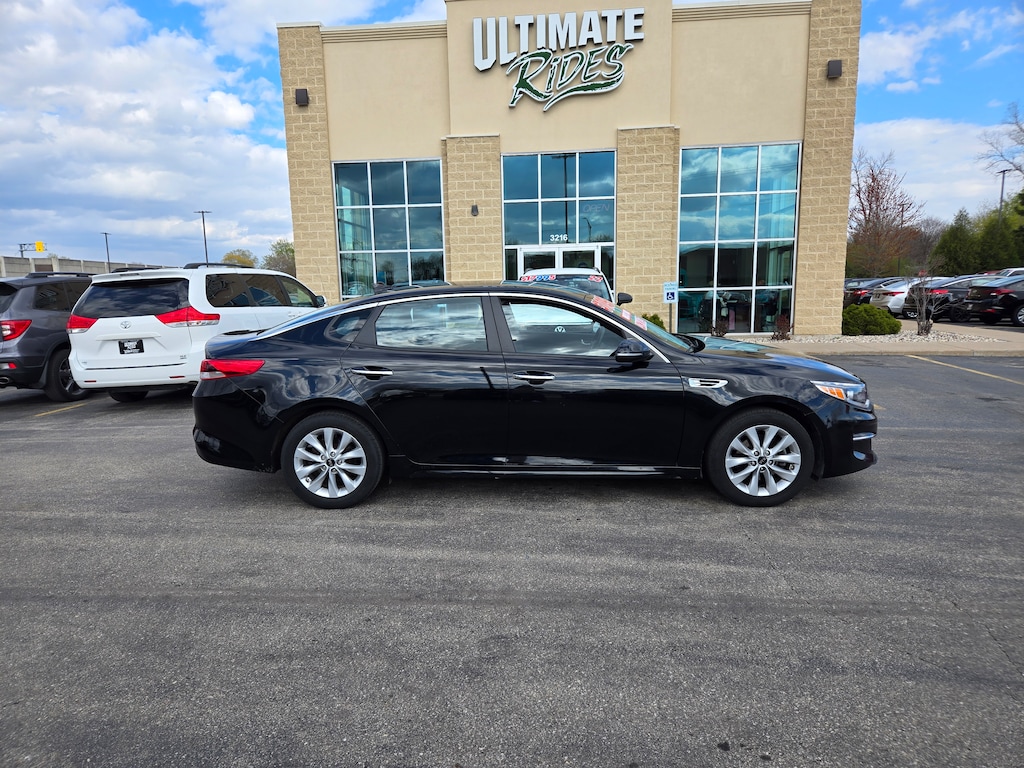 Used 2018 Kia Optima LX Sedan