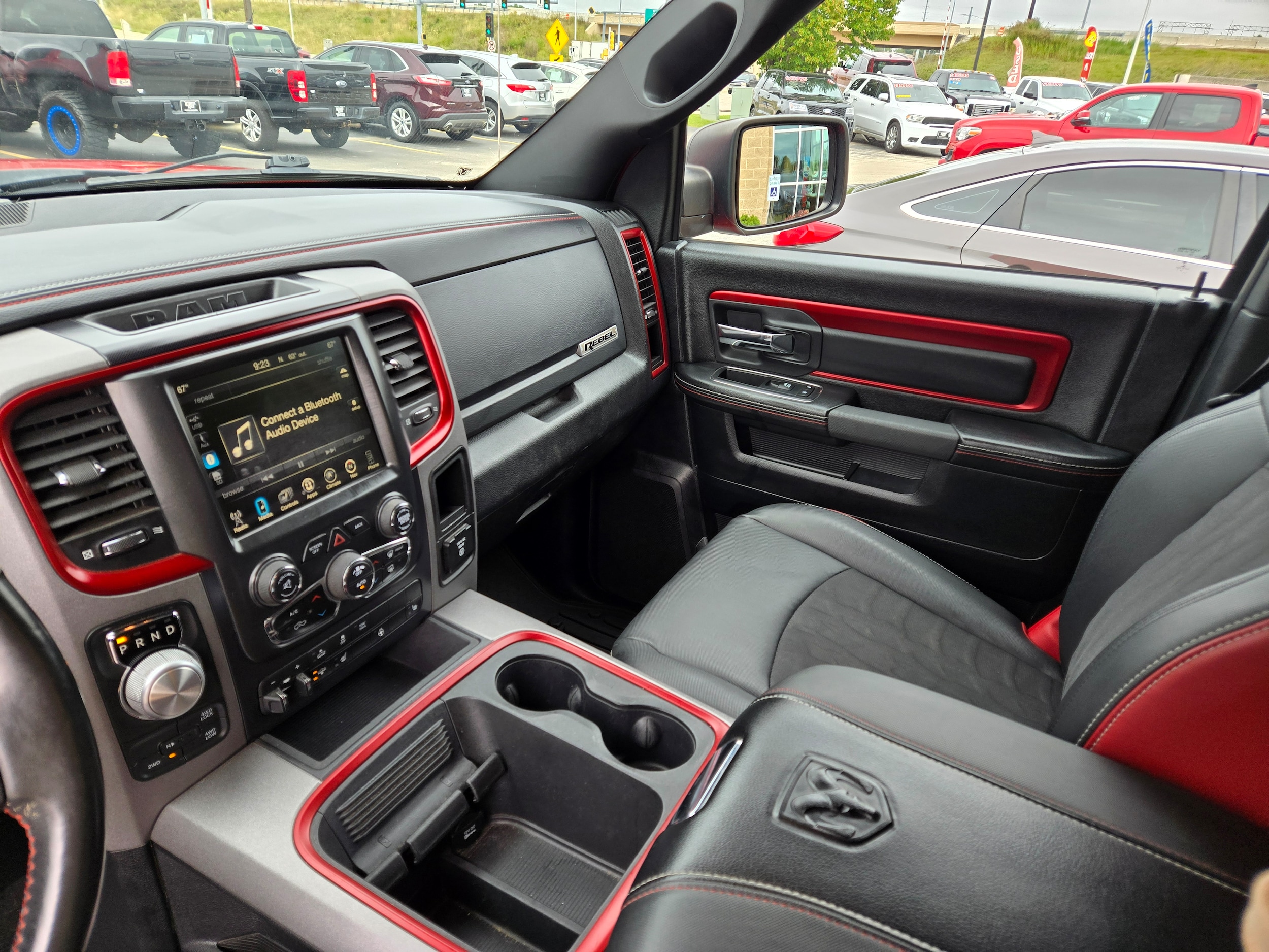 2016 Ram 1500 Rebel photo 4