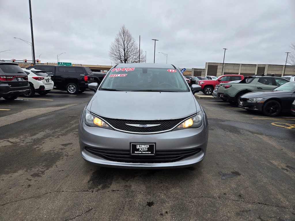 Used 2017 Chrysler Pacifica LX Van