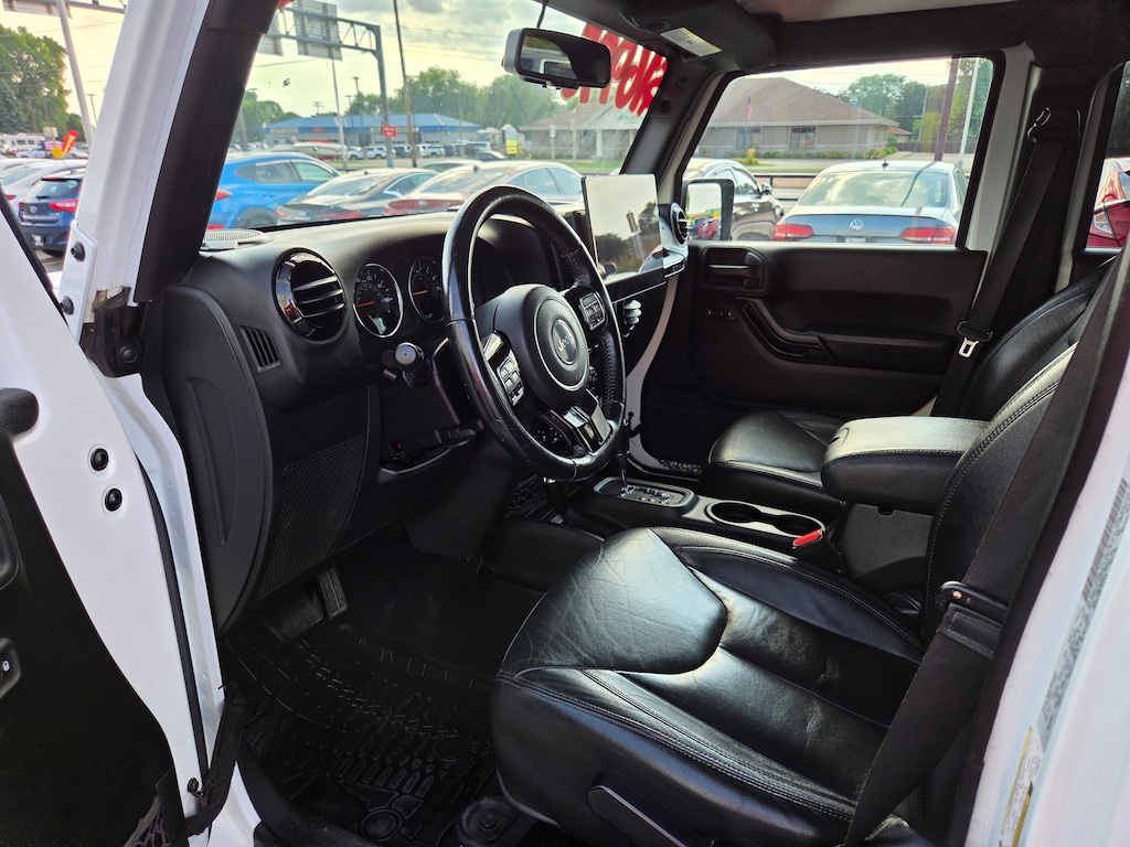 Used 2015 Jeep Wrangler Unlimited Sahara 4x4 SUV