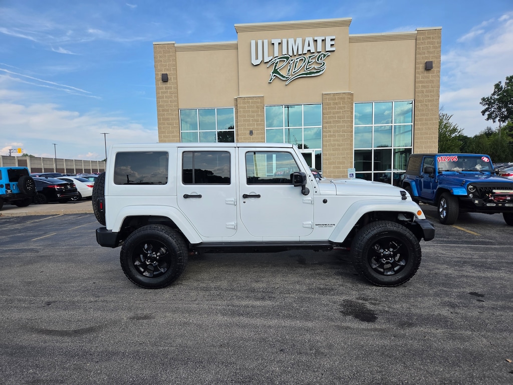 Used 2015 Jeep Wrangler Unlimited Sahara 4x4 SUV