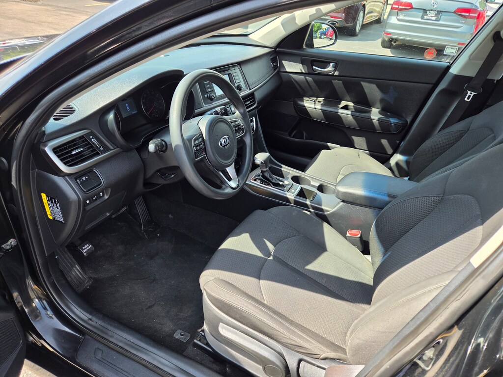 Used 2017 Kia Optima LX Sedan