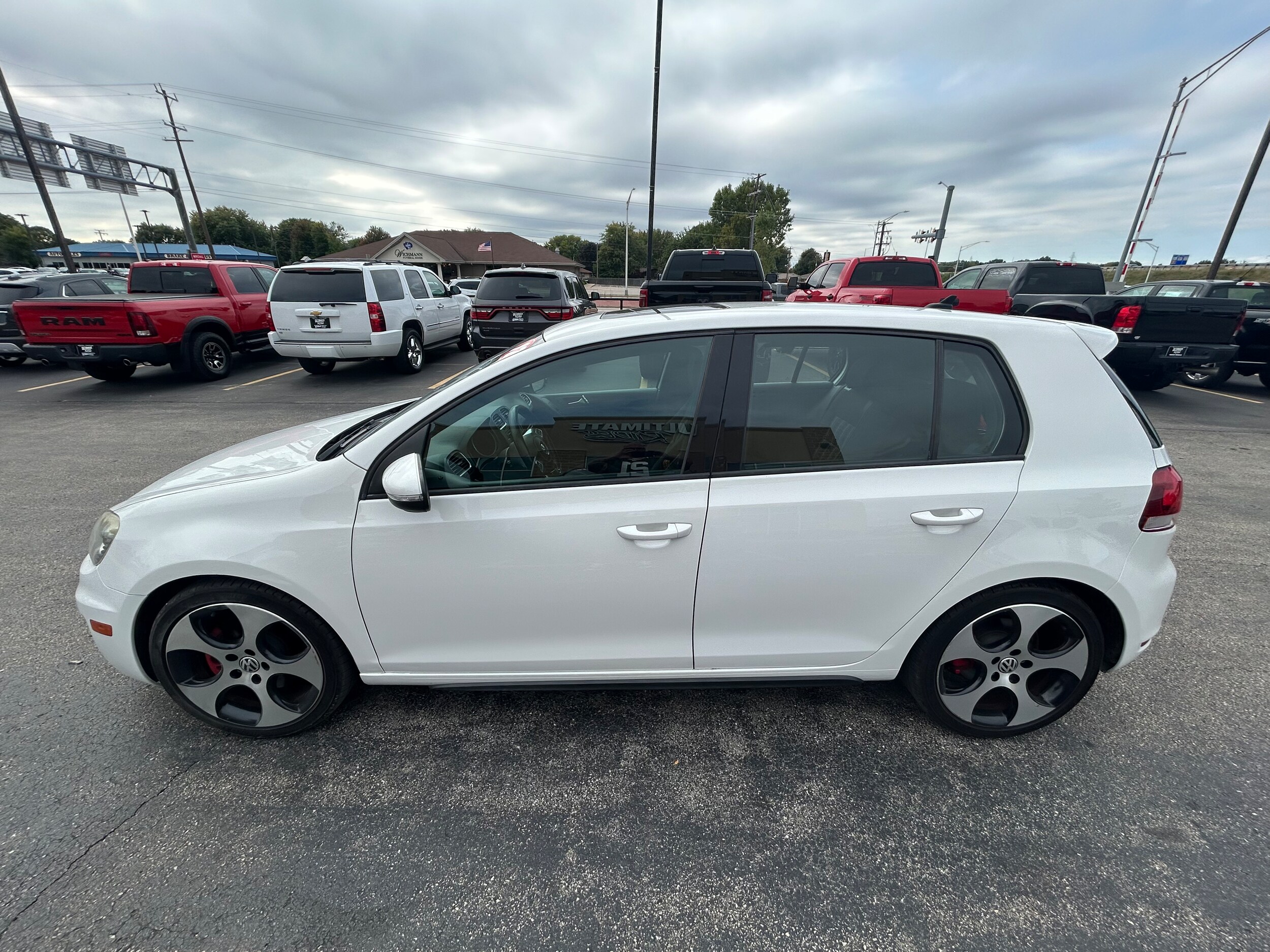 2012 Volkswagen Golf GTI SEL Premium photo 3