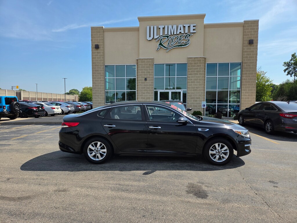 Used 2017 Kia Optima LX Sedan