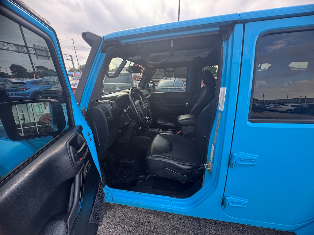 Used 2017 Jeep Wrangler JK Unlimited Sahara SUV