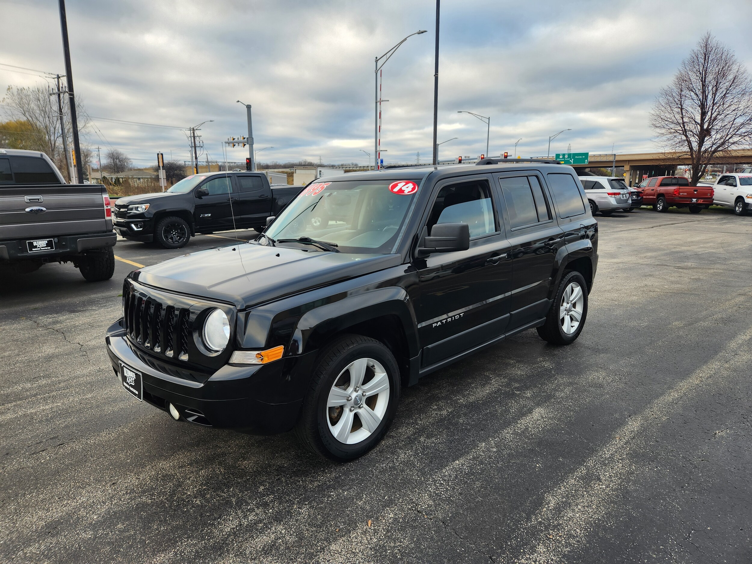 2014 Jeep Patriot Latitude photo 3