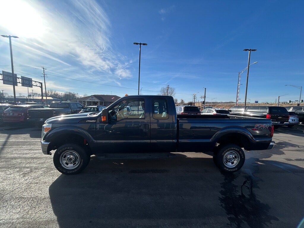 Used 2015 Ford F-250 XLT Truck Super Cab