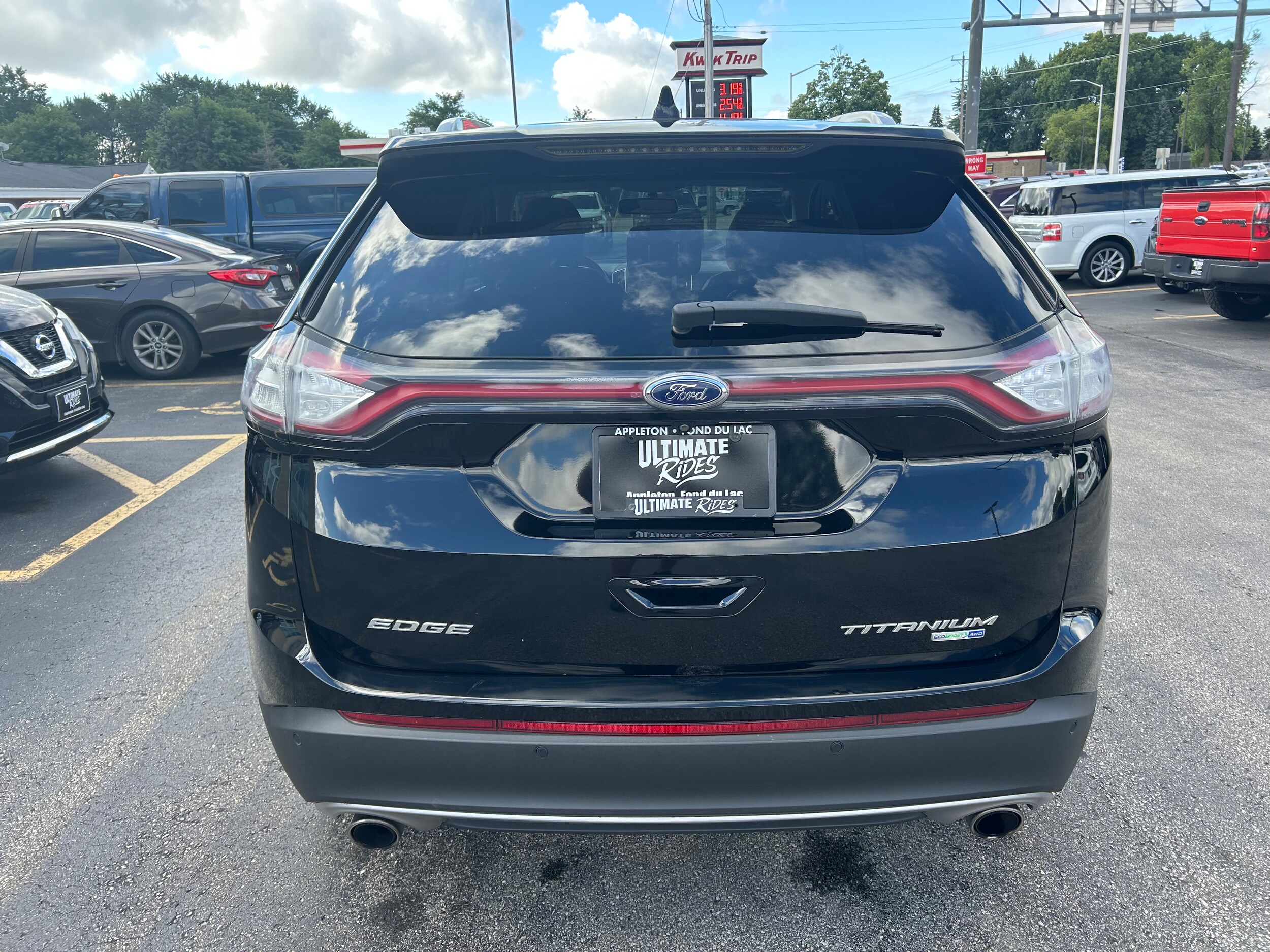 2017 Ford Edge Titanium photo 3