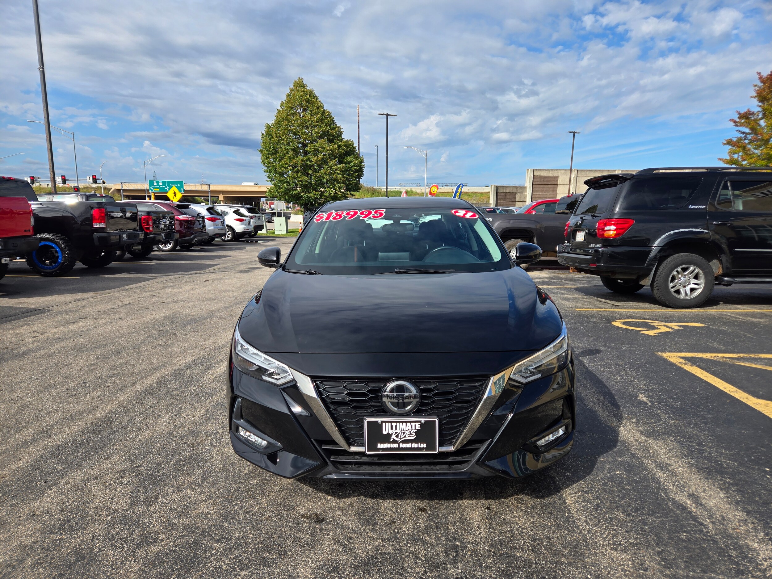 2021 Nissan Sentra SR photo 2
