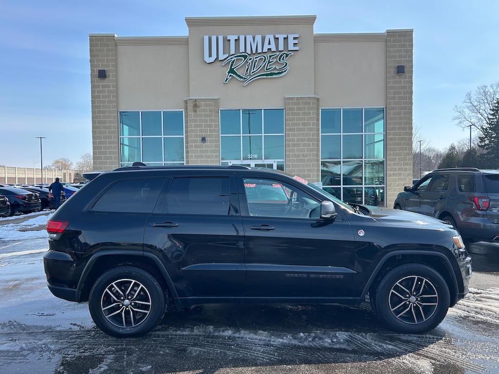 Used 2017 Jeep Grand Cherokee Trailhawk 4x4 SUV