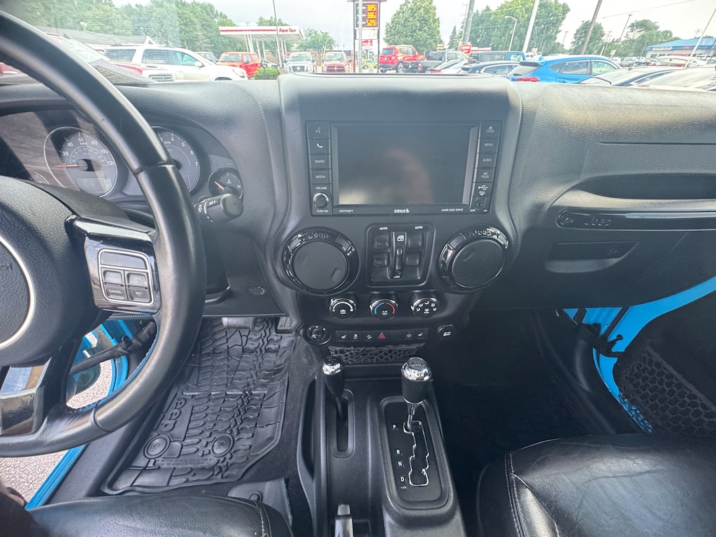Used 2017 Jeep Wrangler JK Unlimited Sahara SUV