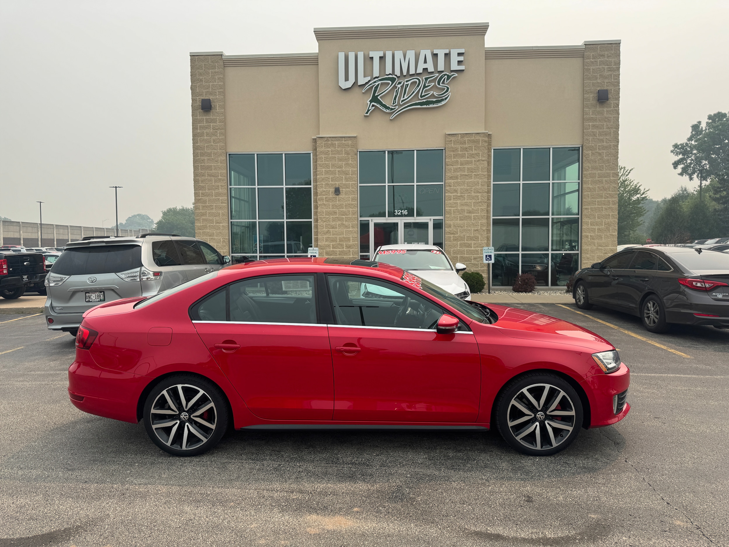 Red 2013 Volkswagen Jetta GLI Sedan Front-Wheel Drive 6-Speed Automatic