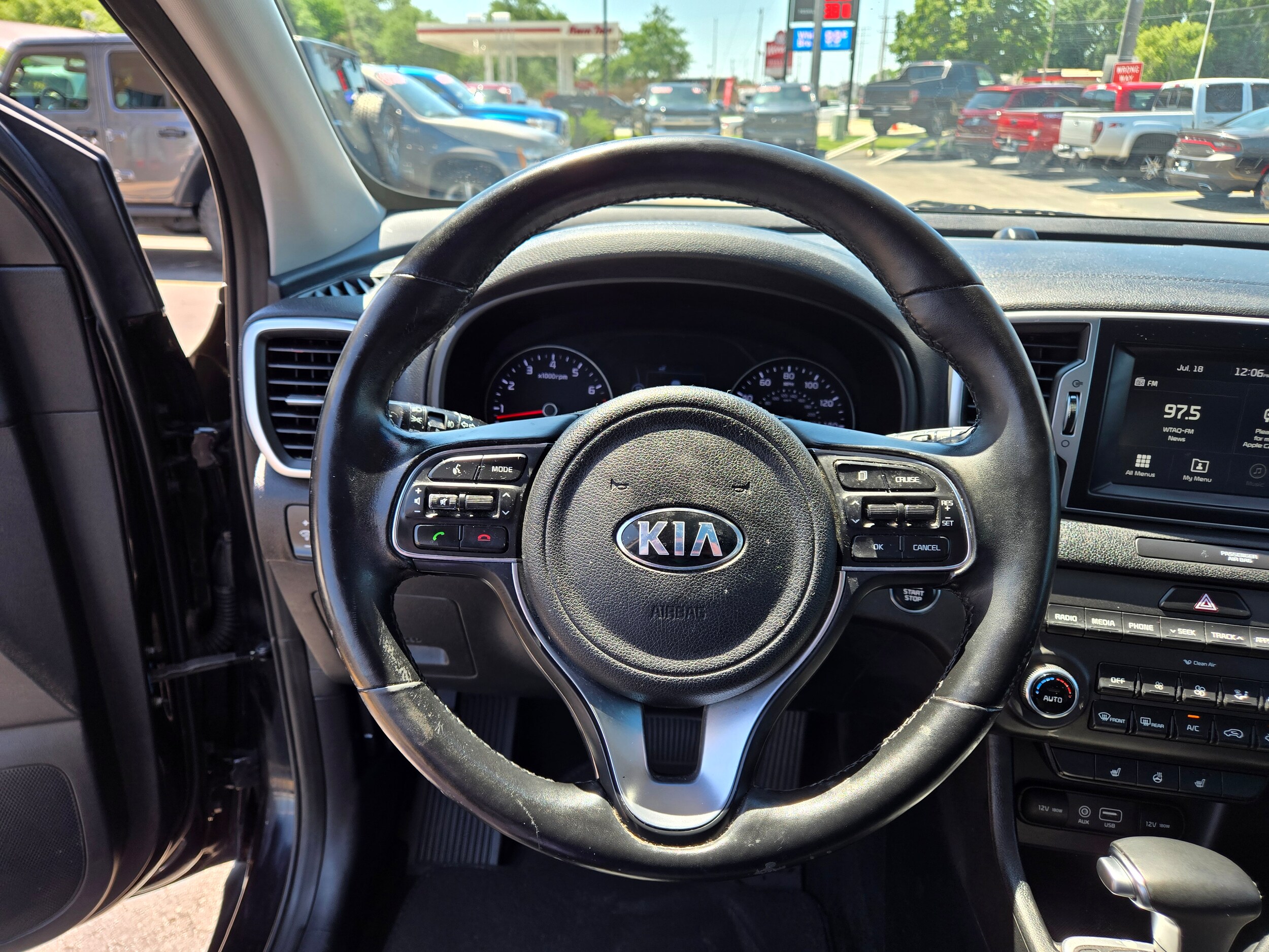 2017 Kia Sportage LX photo 4