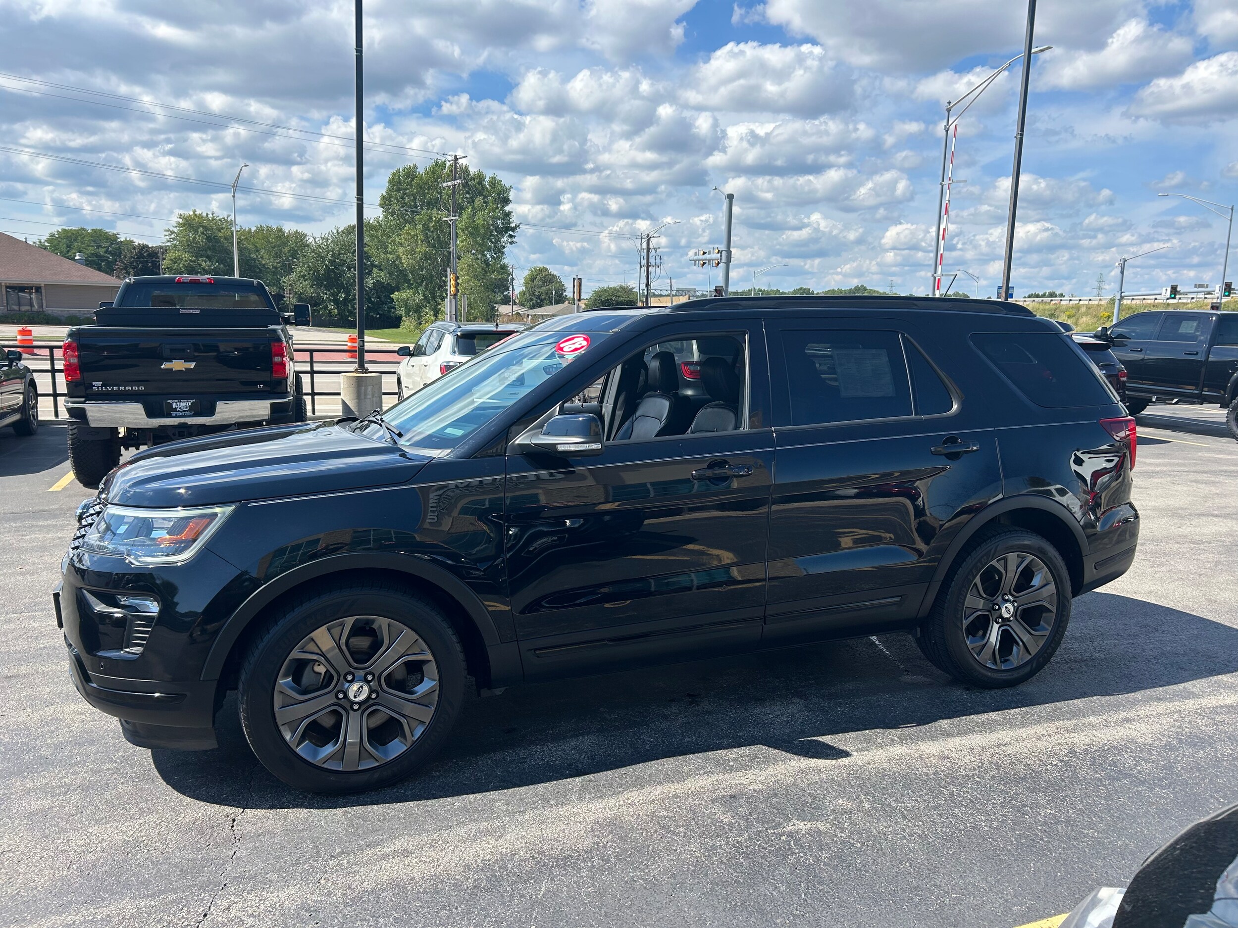 2018 Ford Explorer Sport photo 3