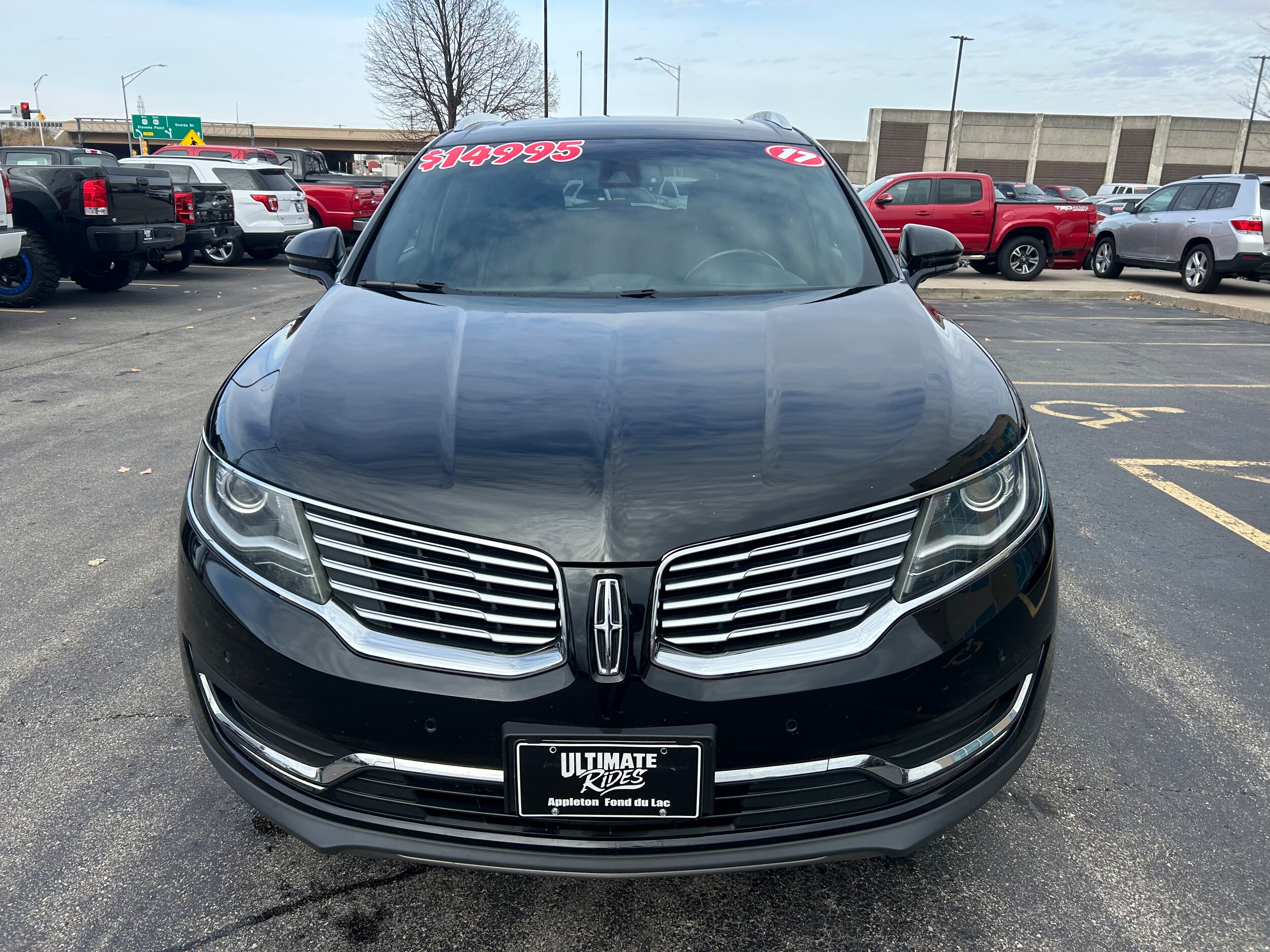 2017 Lincoln MKX Reserve photo 2
