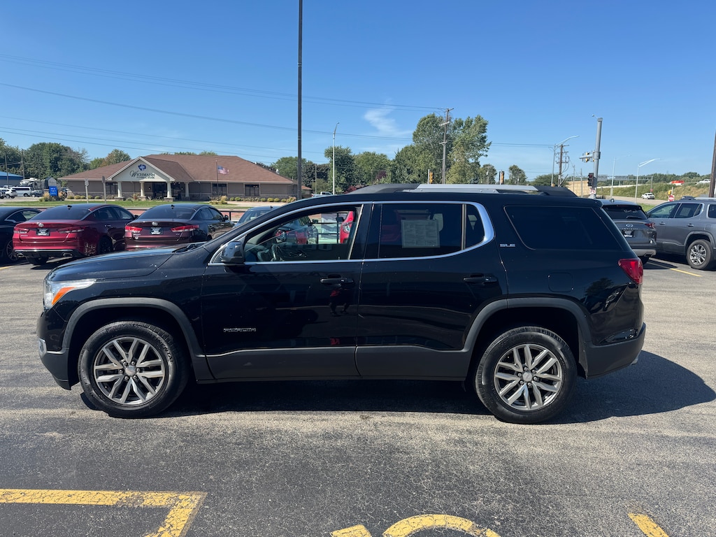 Used 2017 GMC ACADIA SLE-2 SUV