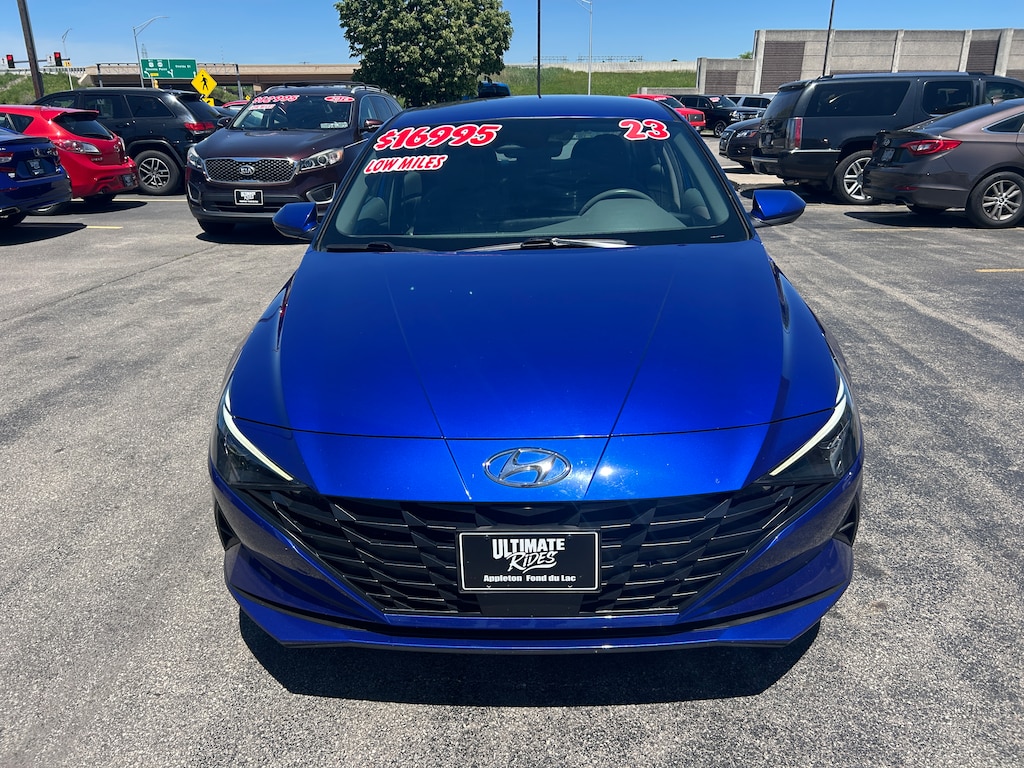 Used 2023 Hyundai Elantra SEL Sedan