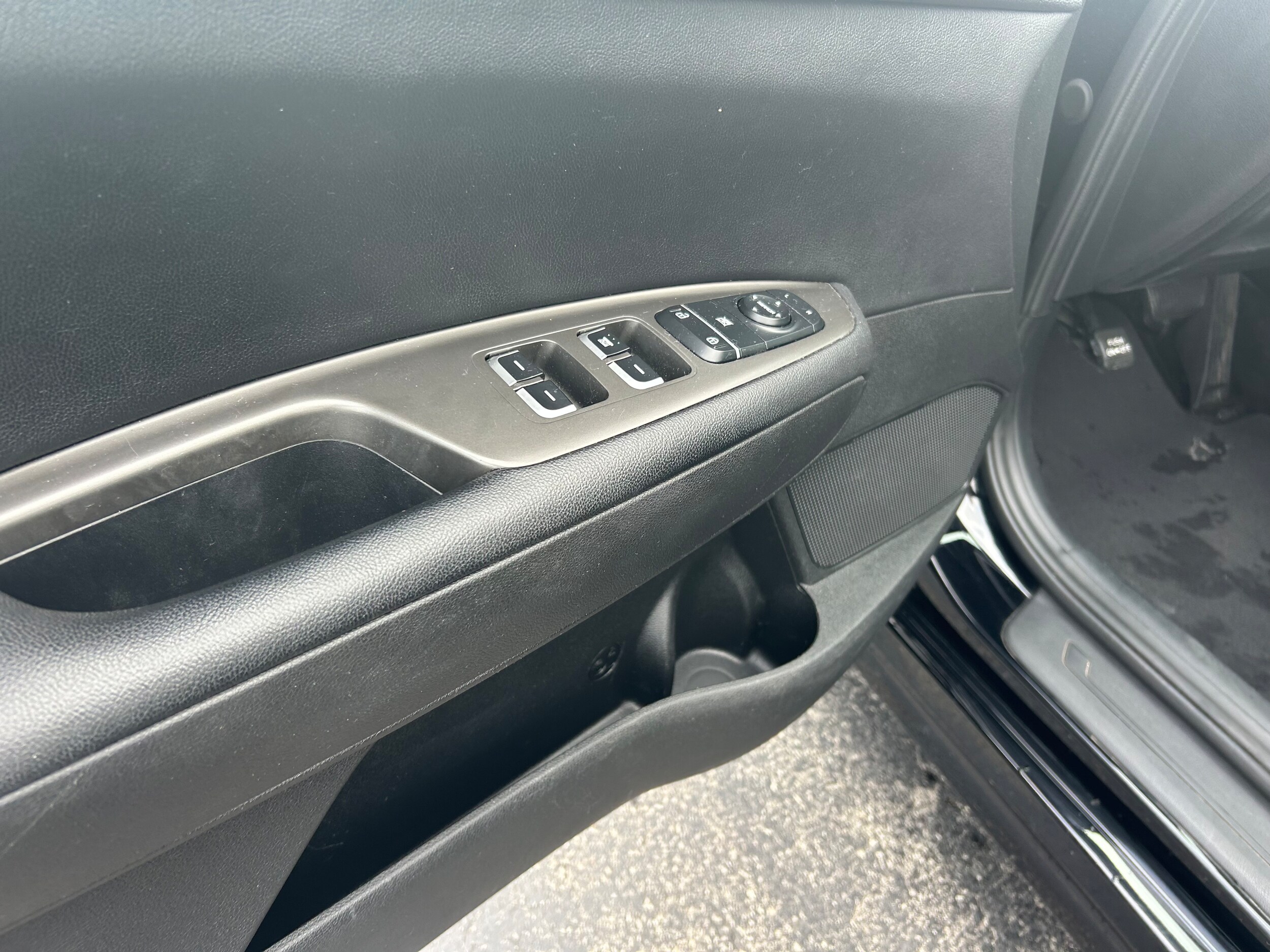 2020 Kia Optima LX photo 3